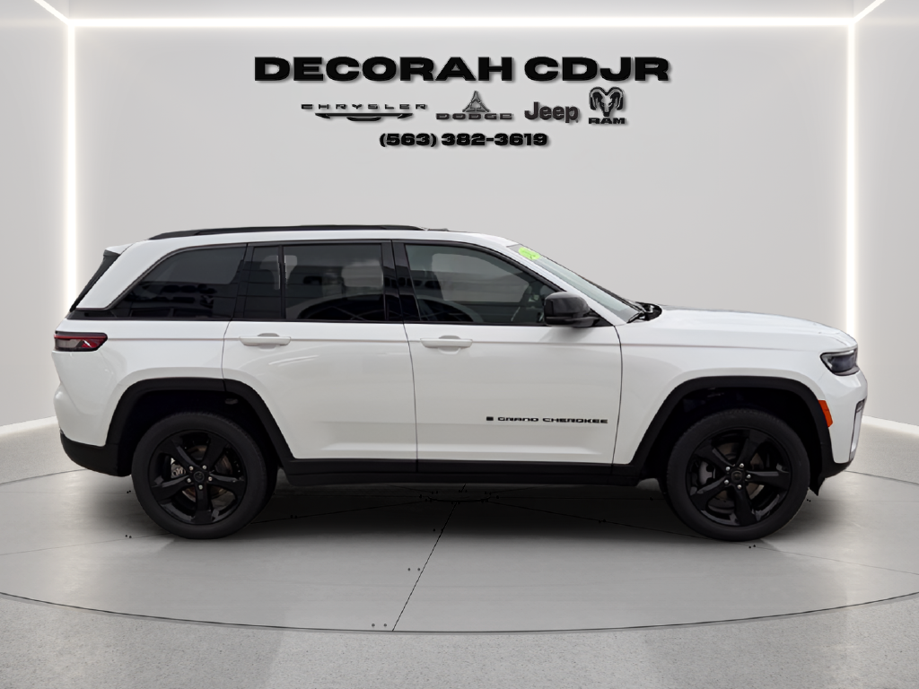 2027 Jeep Grand Cherokee GRAND CHEROKEE LIMITED 4X4