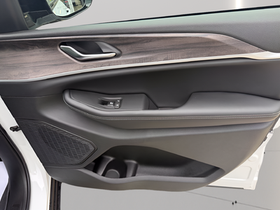 2027 Jeep Grand Cherokee GRAND CHEROKEE LIMITED 4X4