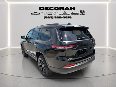 2026 Jeep Grand Cherokee GRAND CHEROKEE L LAREDO ALTITUDE 4X4