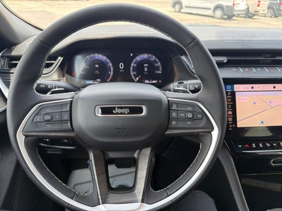 2026 Jeep Grand Cherokee GRAND CHEROKEE L LAREDO ALTITUDE 4X4