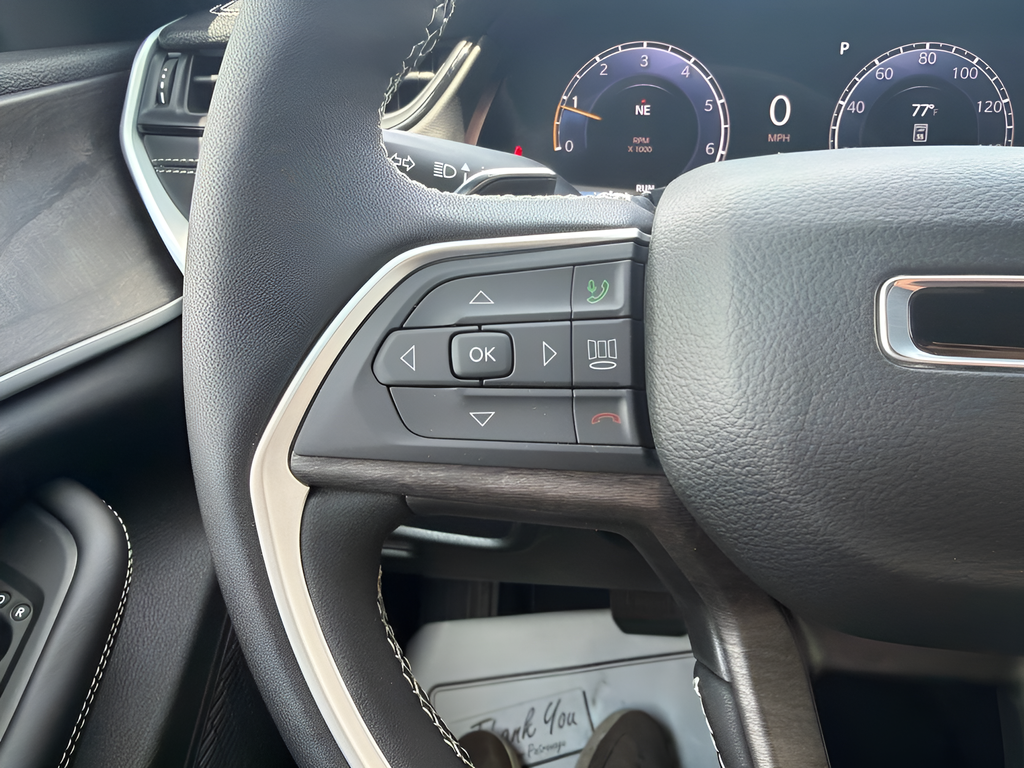 2026 Jeep Grand Cherokee GRAND CHEROKEE L LAREDO ALTITUDE 4X4