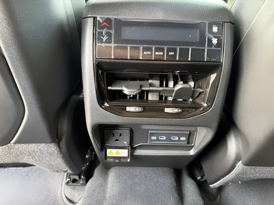 2026 Jeep Grand Cherokee GRAND CHEROKEE L LAREDO ALTITUDE 4X4