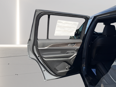 2027 Jeep Grand Cherokee GRAND CHEROKEE L LIMITED 4X4