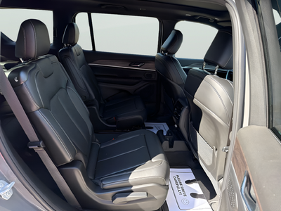 2027 Jeep Grand Cherokee GRAND CHEROKEE L LIMITED 4X4