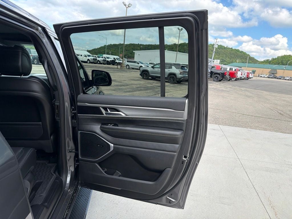 2026 Jeep Grand Wagoneer GRAND WAGONEER L 4X4
