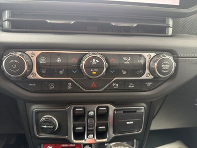 2026 Jeep Gladiator GLADIATOR SHADOW OPS 4X4