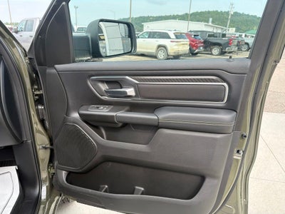 2026 RAM 1500 Big Horn Crew Cab 4x4 5'7' Box