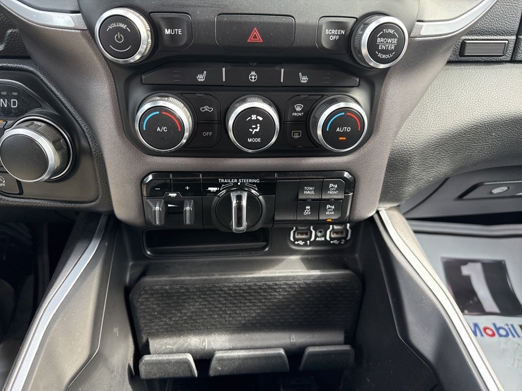 2021 RAM 1500 Big Horn Crew Cab 4x4 5'7' Box