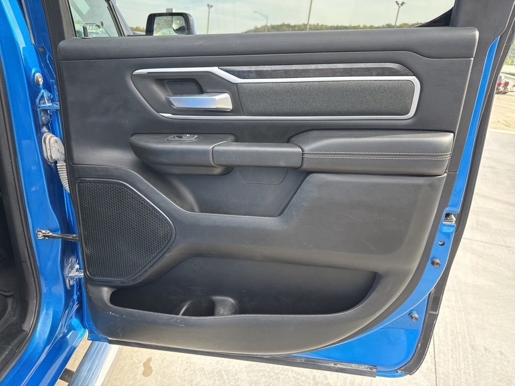 2021 RAM 1500 Big Horn Crew Cab 4x4 5'7' Box