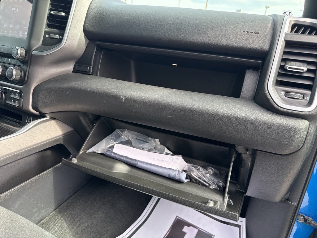 2021 RAM 1500 Big Horn Crew Cab 4x4 5'7' Box