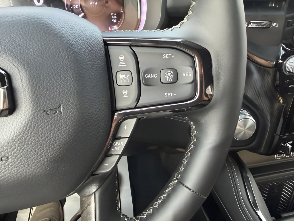 2027 RAM Ram 1500 RAM 1500 LIMITED CREW CAB 4X4 5'7' BOX