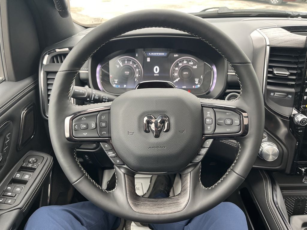 2026 RAM Ram 1500 RAM 1500 LIMITED CREW CAB 4X4 5'7' BOX