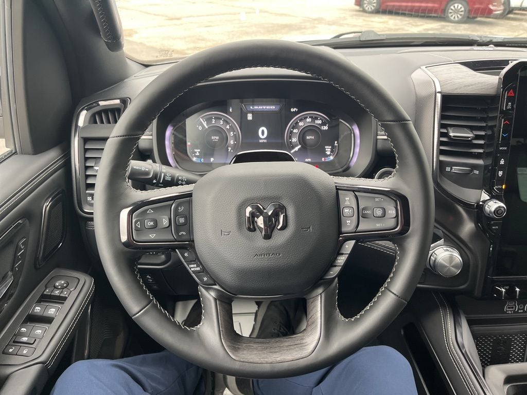 2026 RAM Ram 1500 RAM 1500 LIMITED CREW CAB 4X4 5'7' BOX