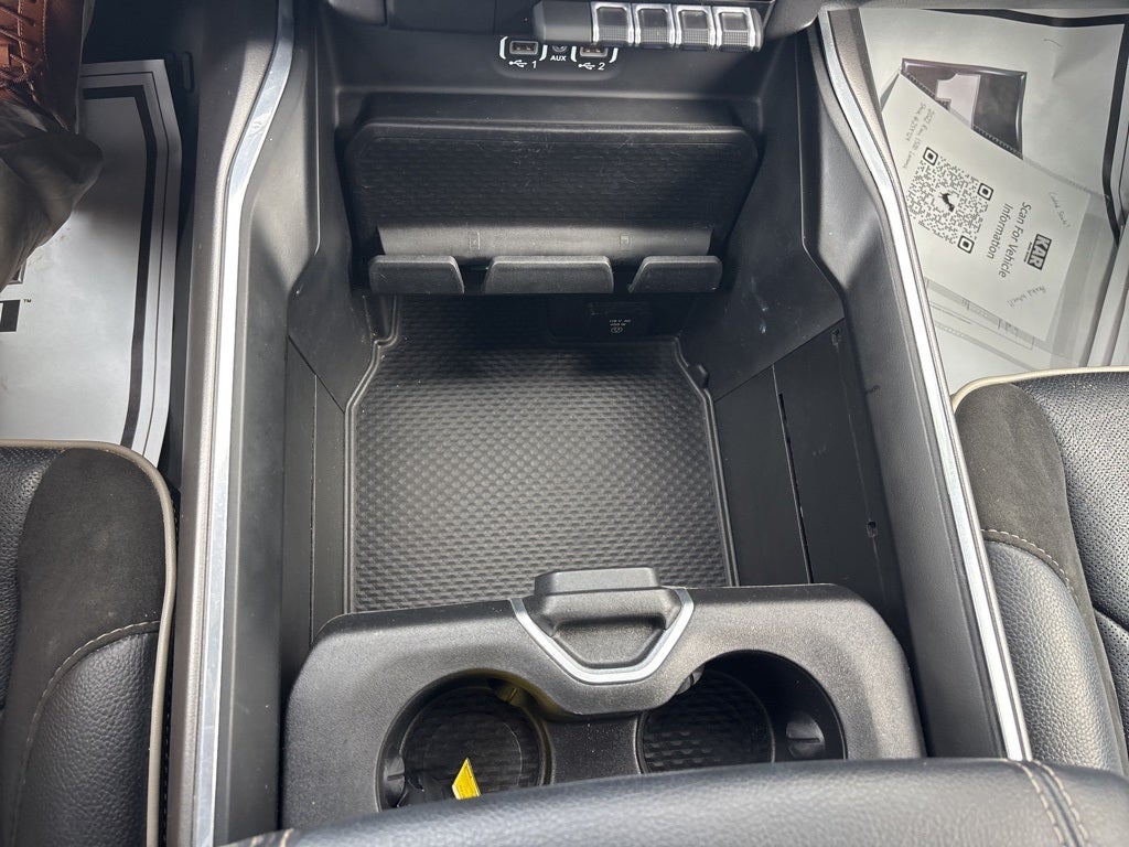 2022 RAM 1500 Laramie Crew Cab 4x4 5'7' Box