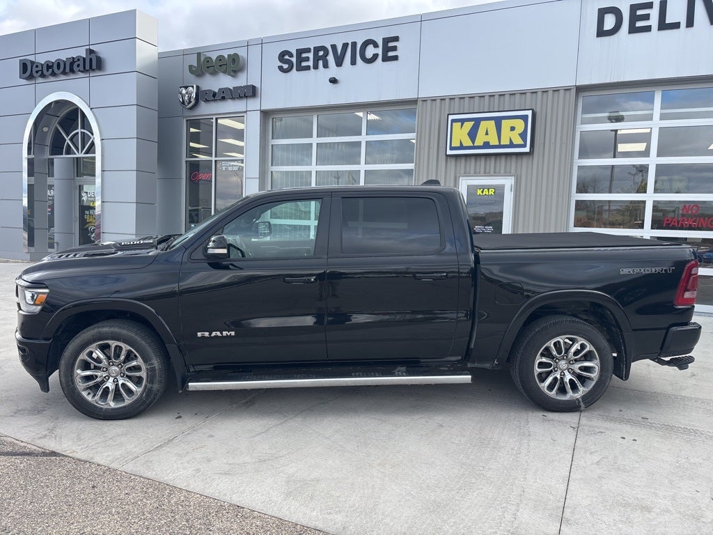 2022 RAM 1500 Laramie Crew Cab 4x4 5'7' Box