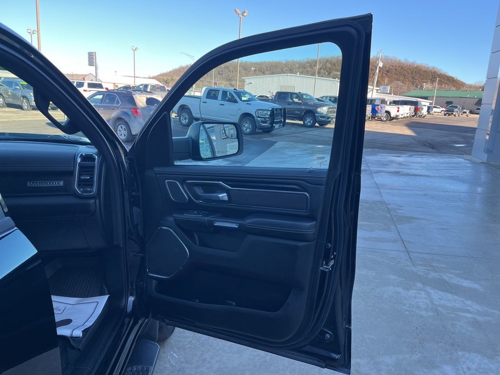 2024 RAM 1500 Laramie Crew Cab 4x4 5'7' Box