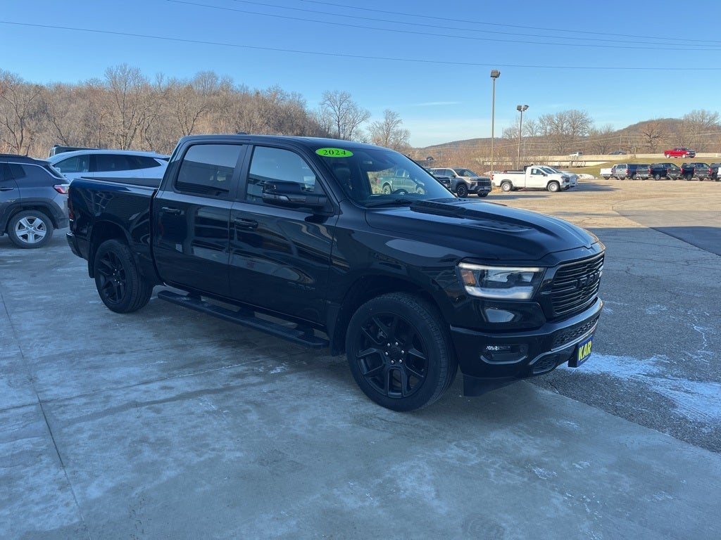 2024 RAM 1500 Laramie Crew Cab 4x4 5'7' Box