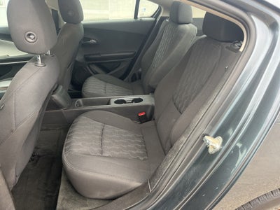 2011 Chevrolet Volt Base