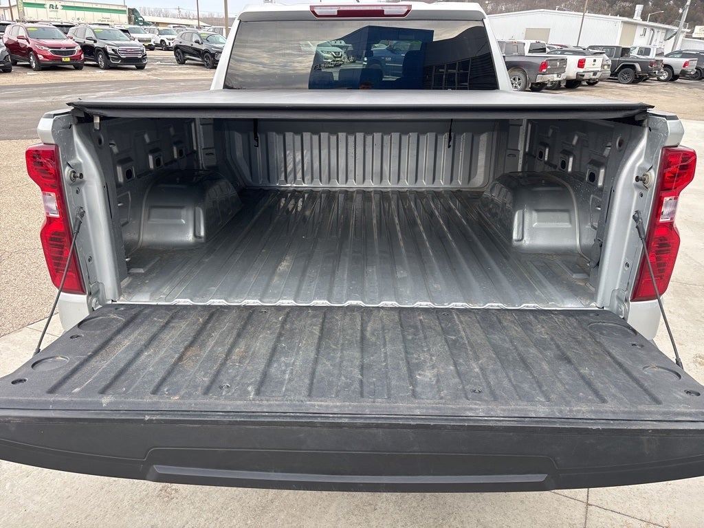 2022 Chevrolet Silverado 1500 4WD Crew Cab Standard Bed LT