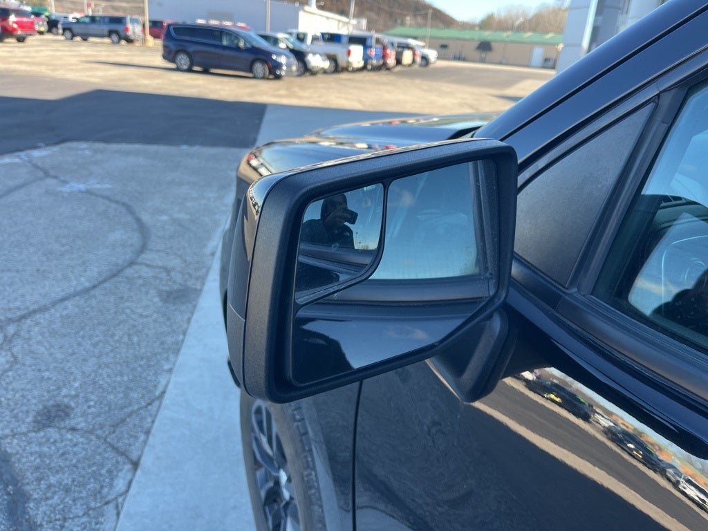 2021 Chevrolet Silverado 1500 4WD Double Cab Standard Bed RST