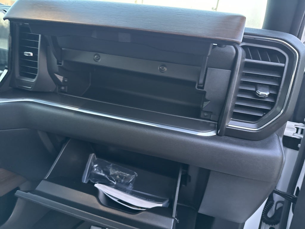 2025 Chevrolet Silverado 1500 4WD Crew Cab Short Bed High Country