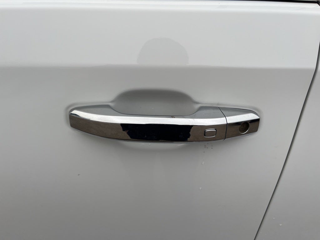 2021 Chevrolet Silverado 1500 4WD Crew Cab Short Bed LTZ