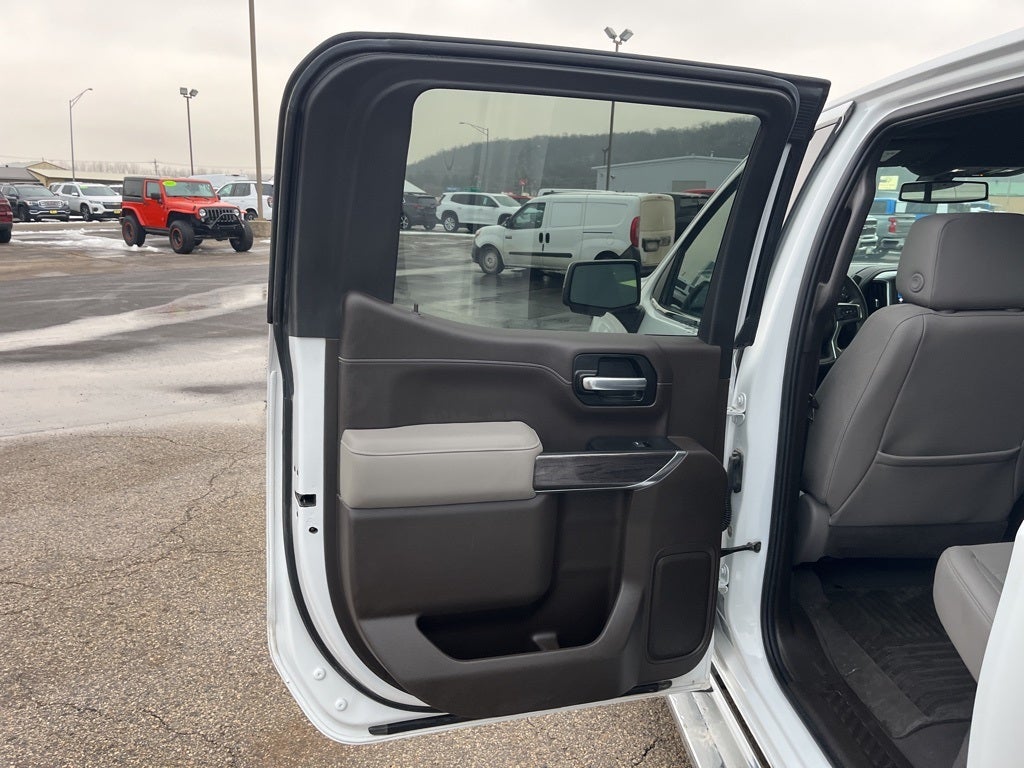 2021 Chevrolet Silverado 1500 4WD Crew Cab Short Bed LTZ