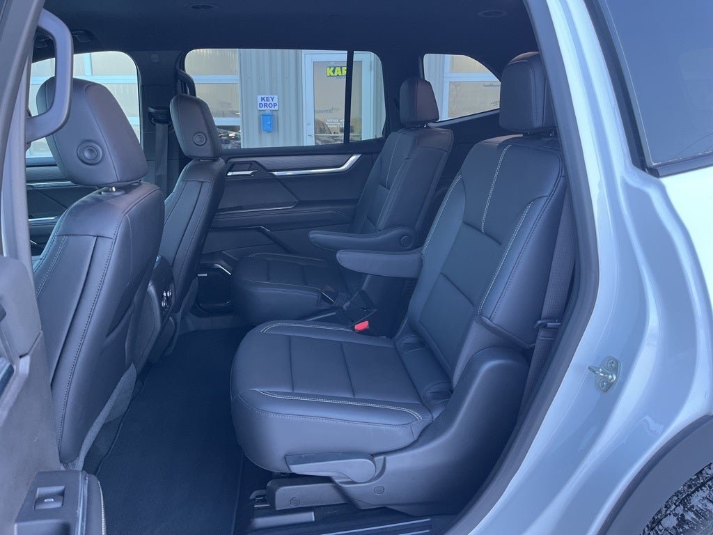 2025 GMC Acadia AWD Elevation