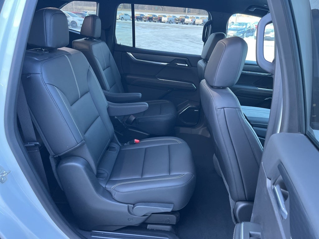 2025 GMC Acadia AWD Elevation