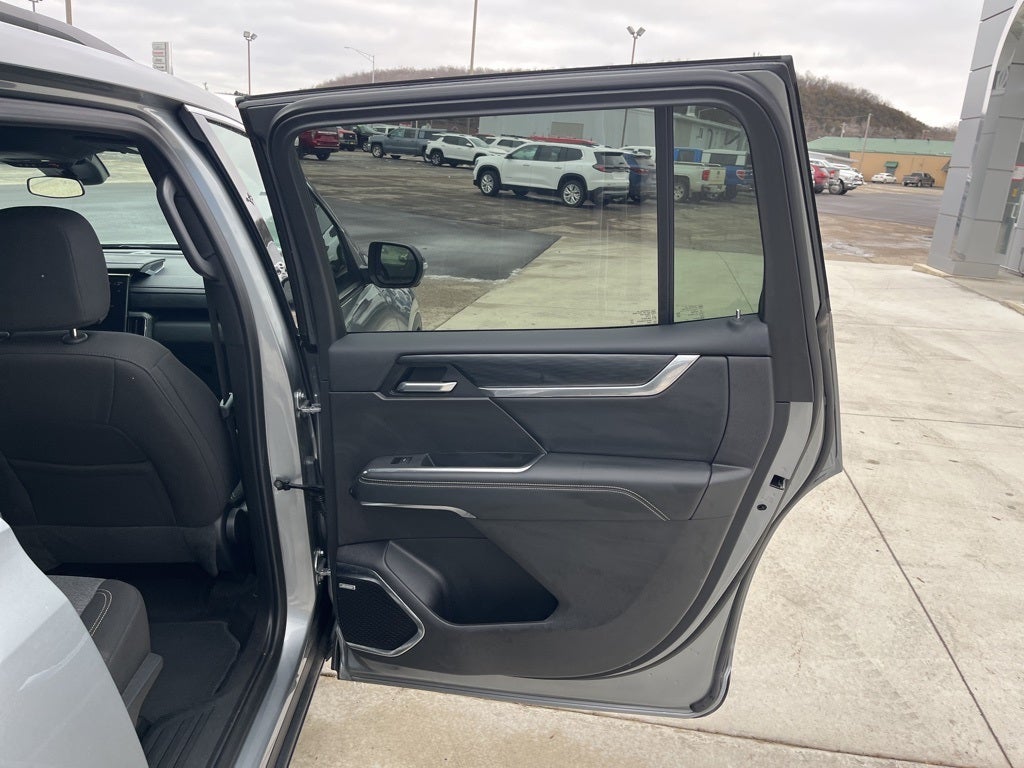 2025 GMC Acadia AWD Elevation