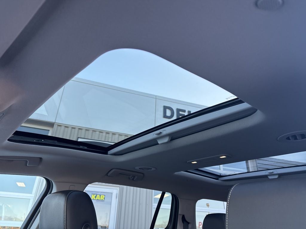 2023 GMC Acadia AWD SLT