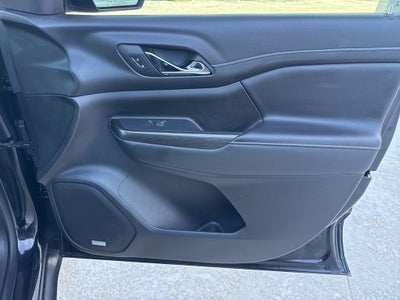 2023 GMC Acadia AWD SLT