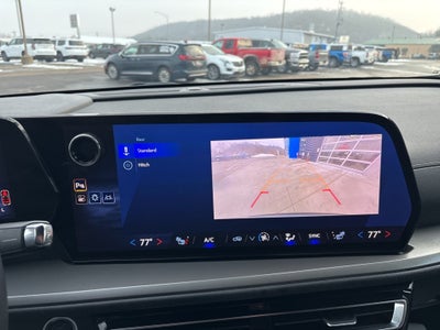 2025 Chevrolet Traverse AWD LT