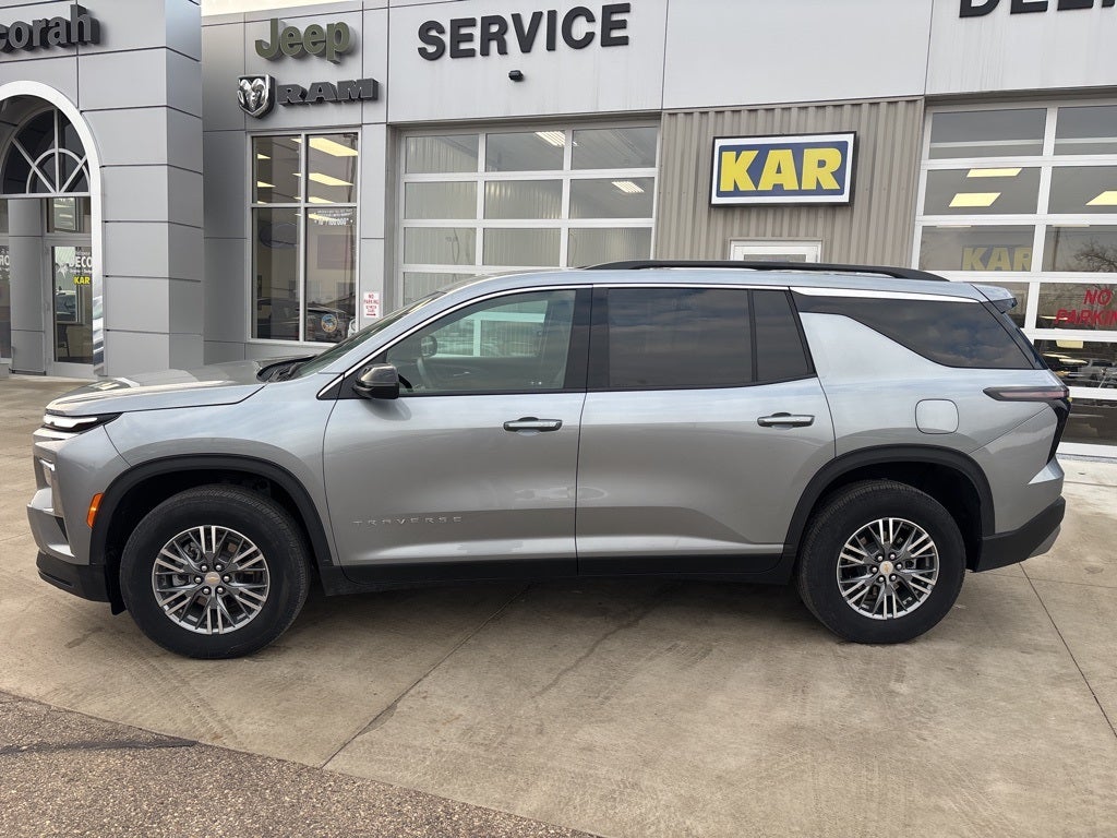 2025 Chevrolet Traverse AWD LT