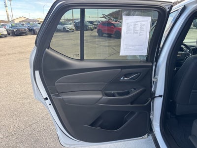 2022 Chevrolet Traverse AWD LT Leather