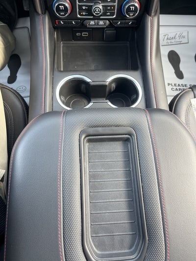 2023 Chevrolet Suburban 4WD RST