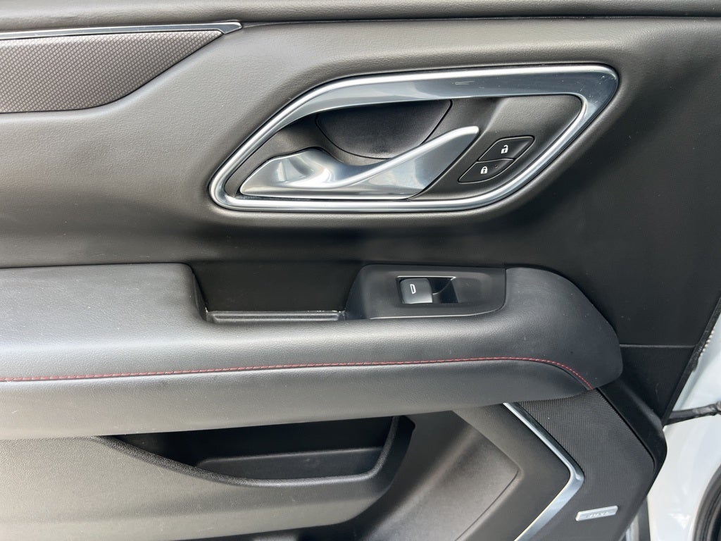 2023 Chevrolet Suburban 4WD RST