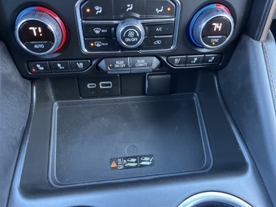 2023 Chevrolet Suburban 4WD High Country