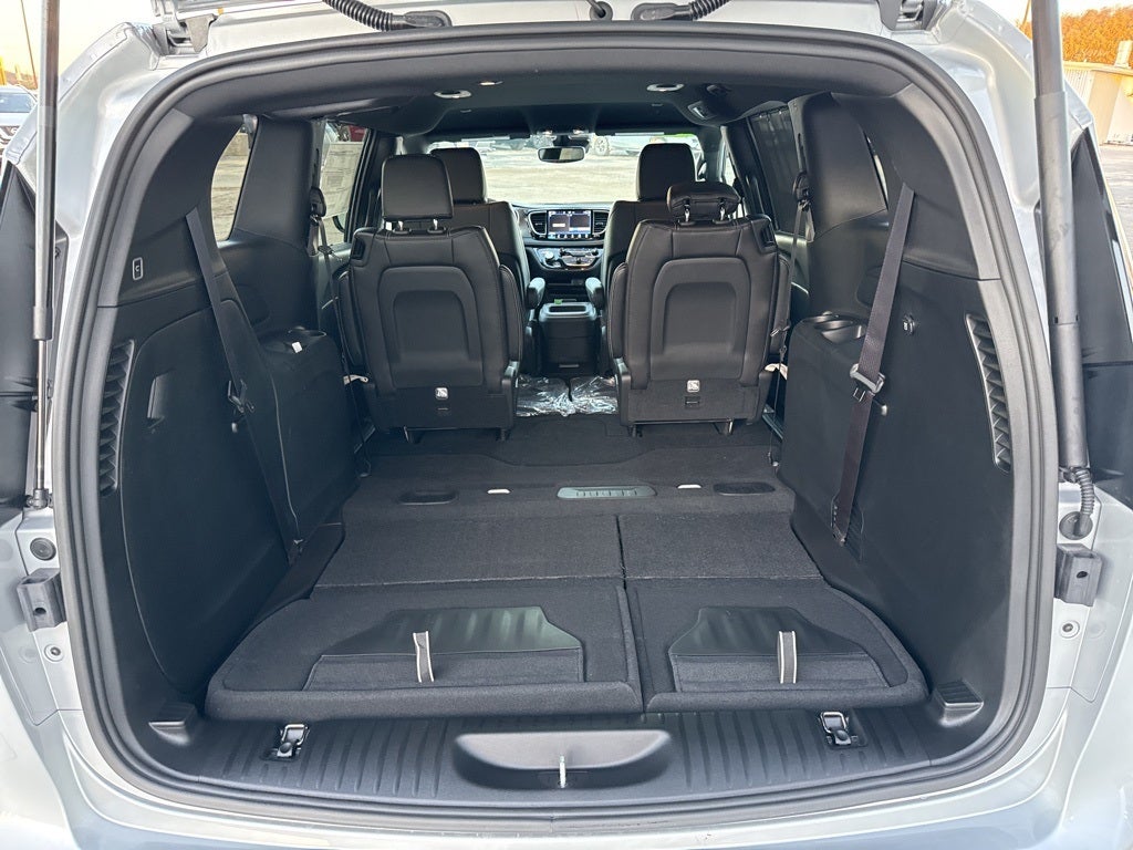 2026 Chrysler Pacifica PACIFICA SELECT