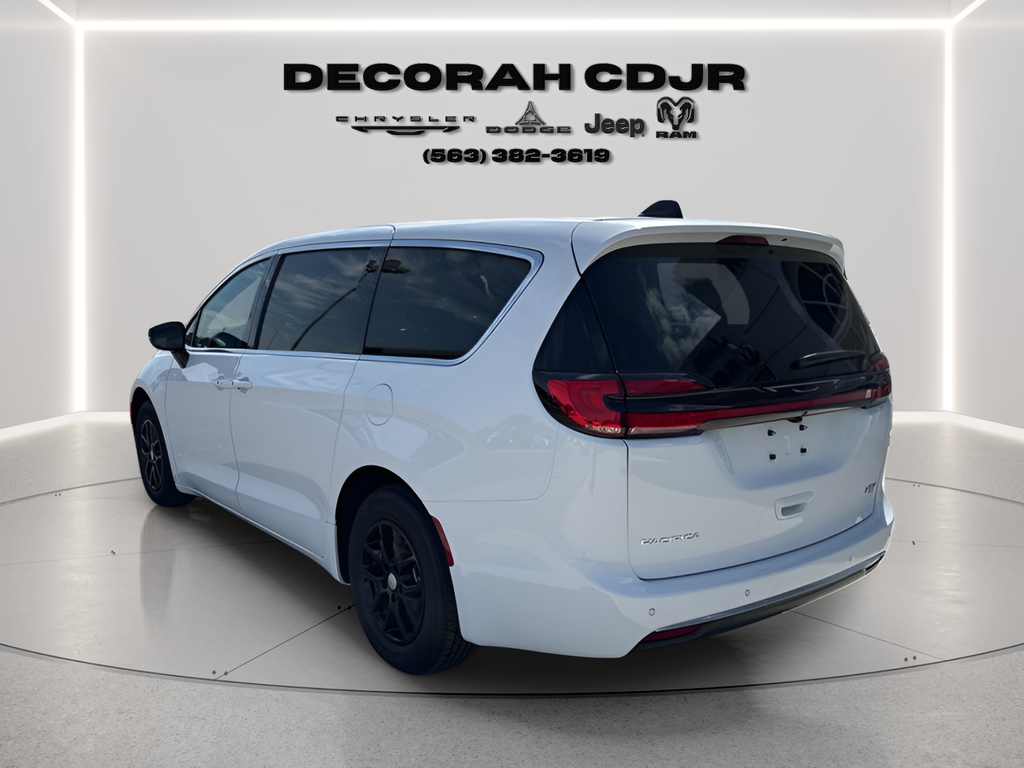 2027 Chrysler Pacifica PACIFICA SELECT