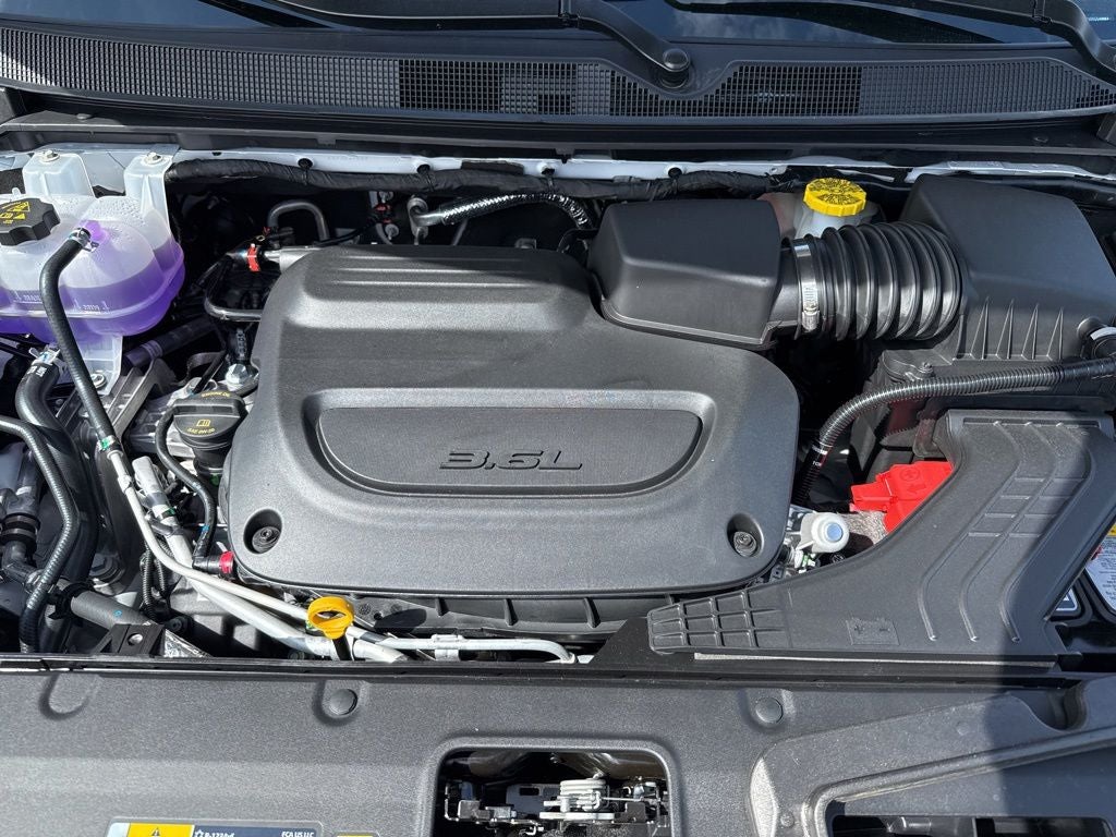 2027 Chrysler Pacifica PACIFICA SELECT
