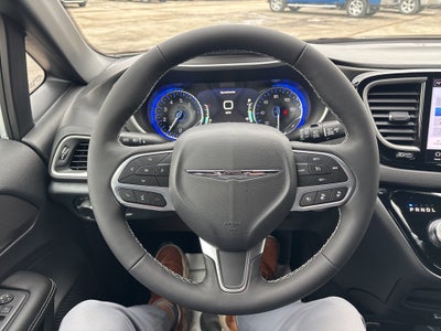 2026 Chrysler Voyager VOYAGER LX