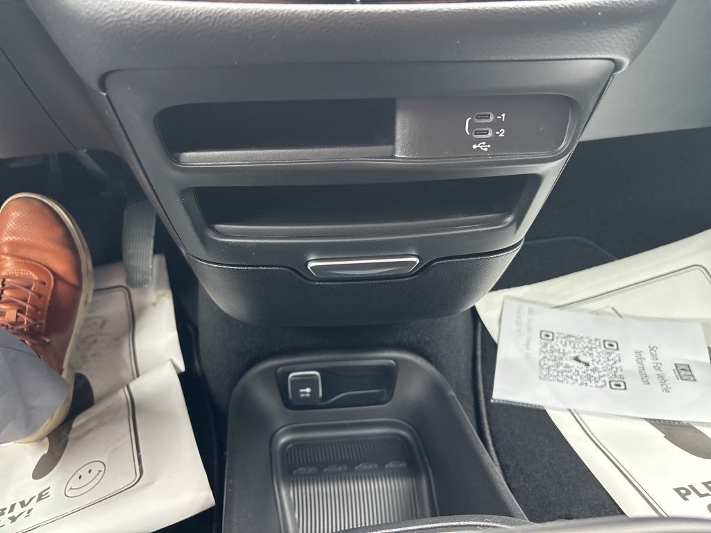 2026 Chrysler Voyager VOYAGER LX