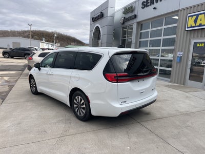 2023 Chrysler Pacifica Hybrid Touring L