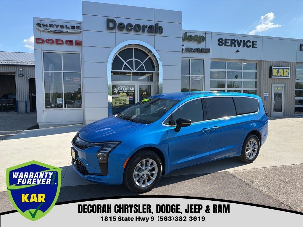 2027 Chrysler Pacifica Select AWD's photo