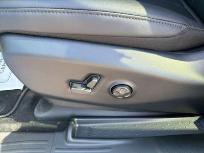 2027 Chrysler Pacifica PACIFICA SELECT AWD