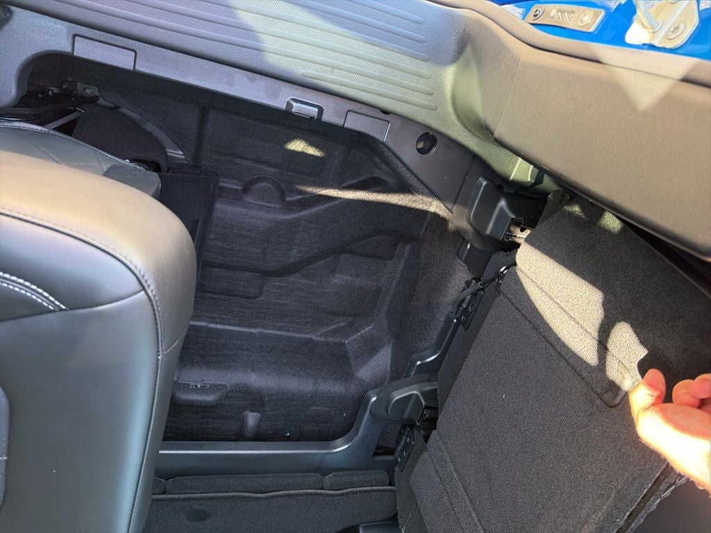 2027 Chrysler Pacifica PACIFICA SELECT AWD
