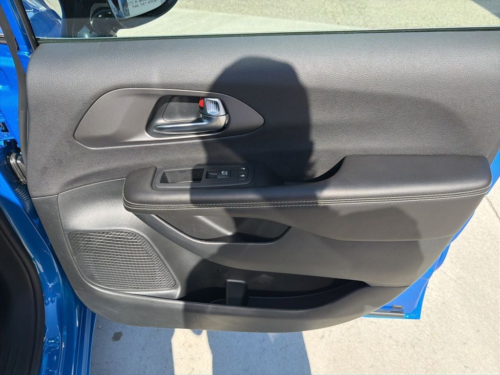 2027 Chrysler Pacifica PACIFICA SELECT AWD