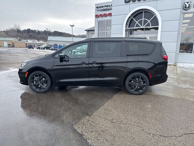 2026 Chrysler Pacifica PACIFICA SELECT AWD