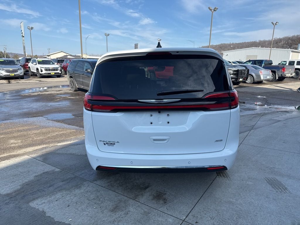 2026 Chrysler Pacifica PACIFICA SELECT AWD